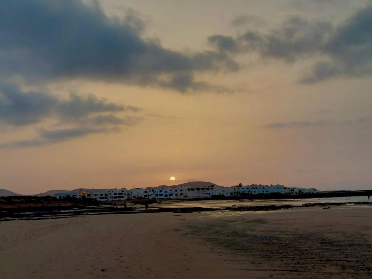 Dunas De Famara Kültér fotó